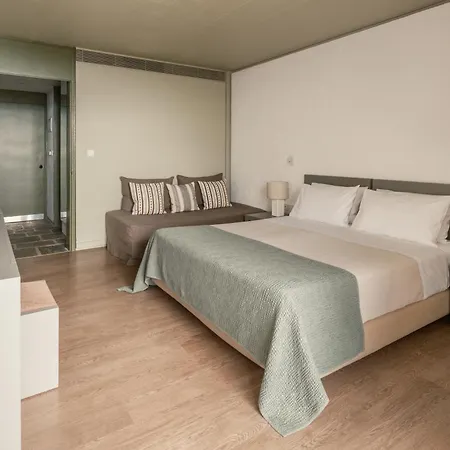 Amalia Hotel 4*