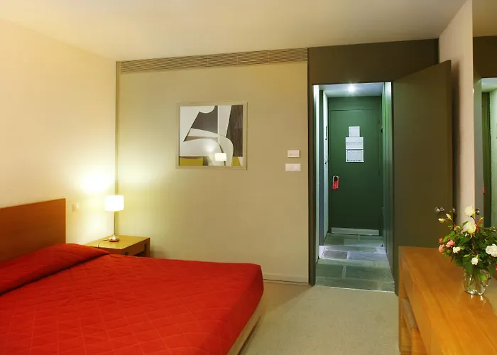 Ξενοδοχείο Amalia 4*